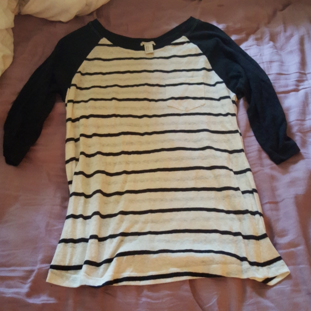 3/4 length light sweater